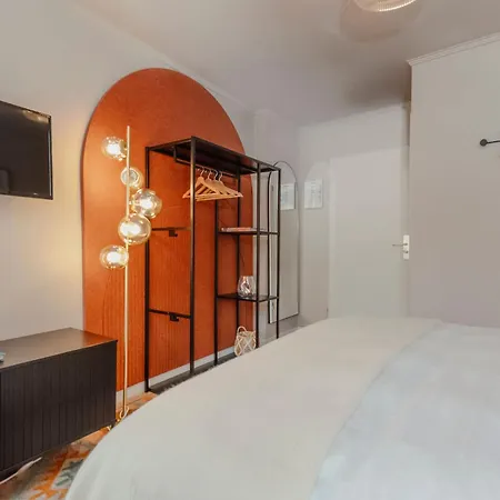 Hotel Lux