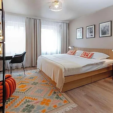 Hotel Lux