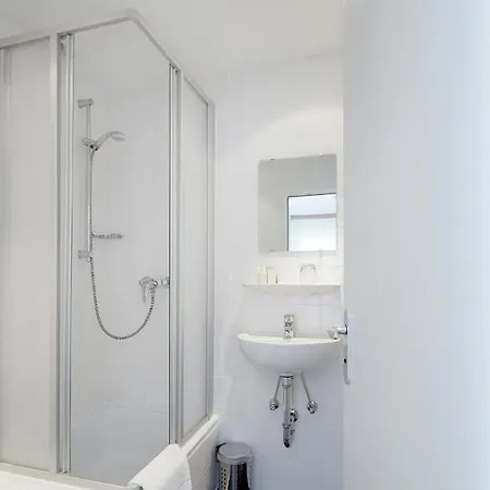 Hotel Lux Munich
